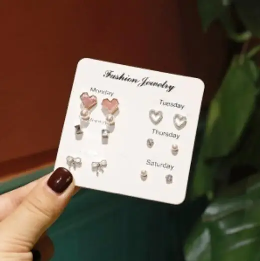 Комплект женских серег с кристаллами и жемчугом в стиле ретро | Украшения