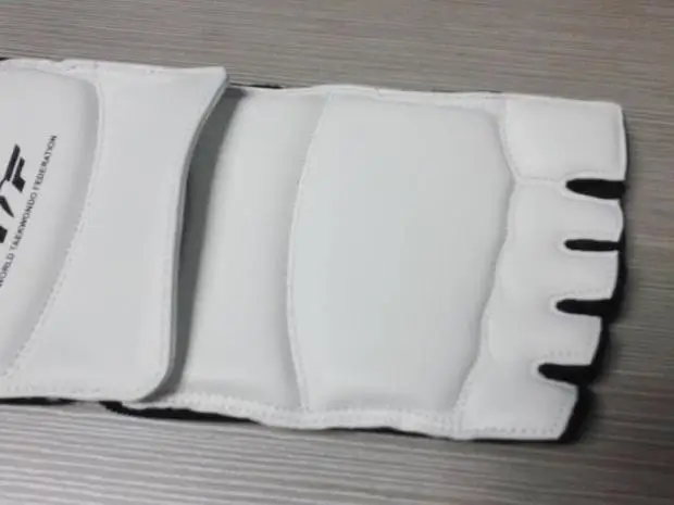 Новая защита ног для занятий тхэквондо КТА официальных соревнований Бойцовая