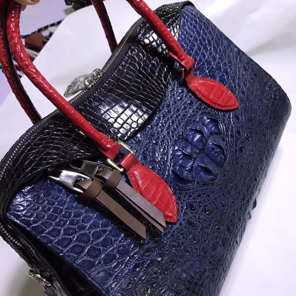 Рисунок 6 - Женская сумка из 100% натуральной крокодиловой кожи