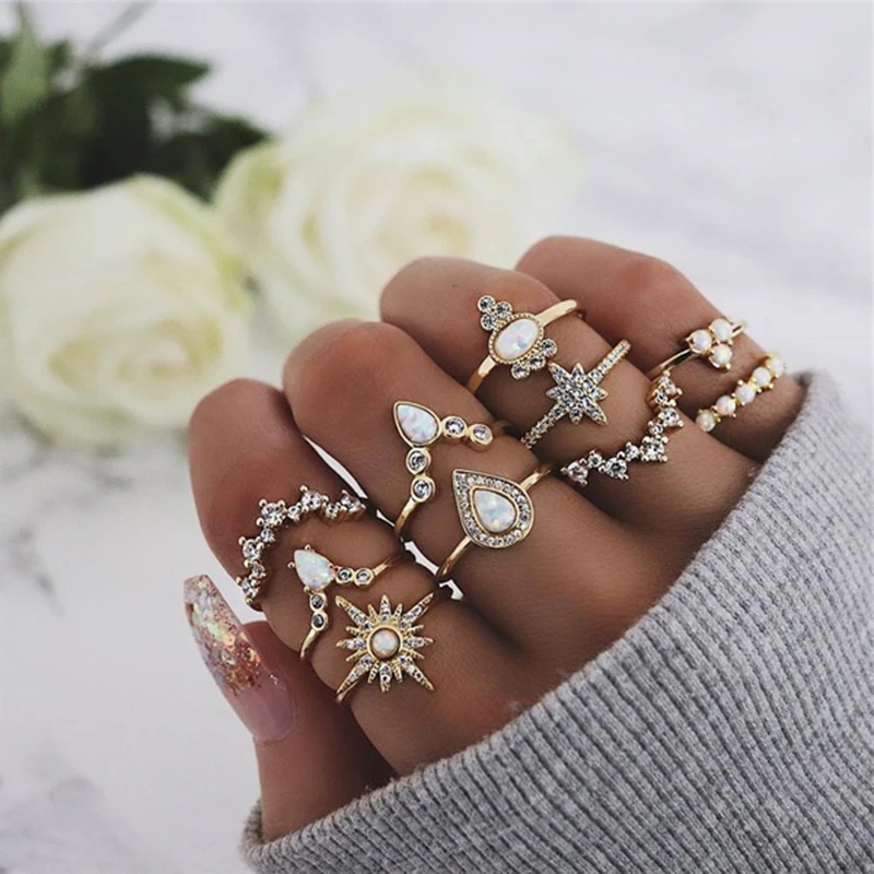

10pcs/set Rhinestone Star Crown Ring Set for Women Gold Plated Water Drop Opal Finger Rings Summer Beach Accessories Gift B3M188
