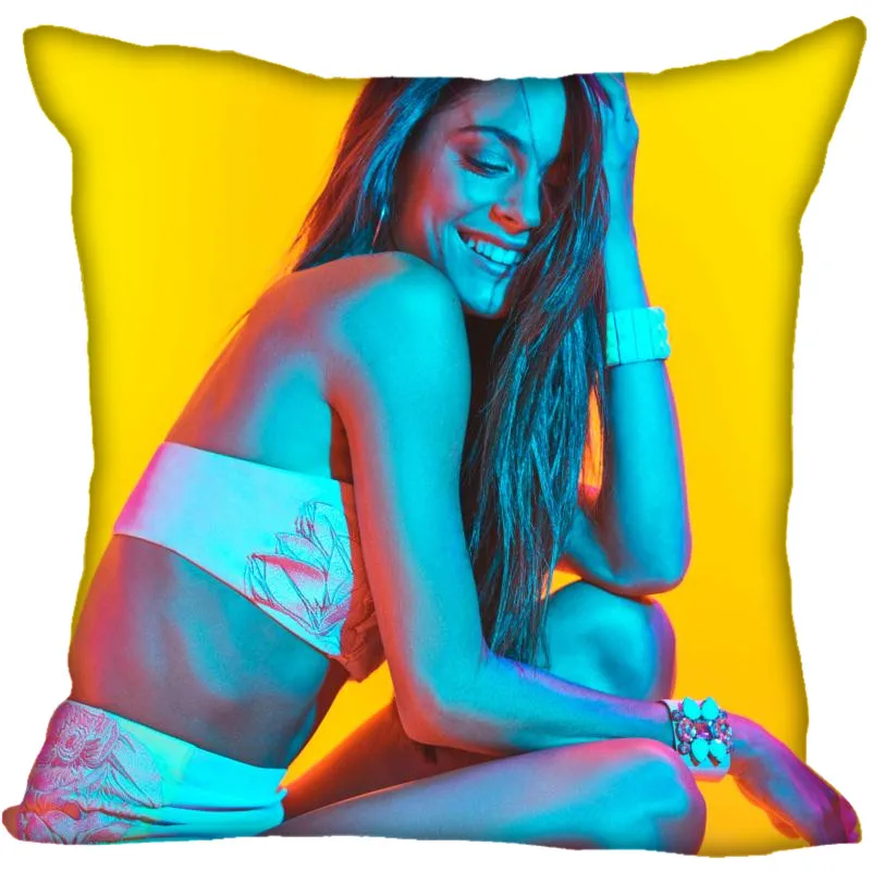 Пользовательский Tini Stoessel картина 45X45 см Мягкая Наволочка Чехол для подушки две стороны - Цвет: Pillowcase