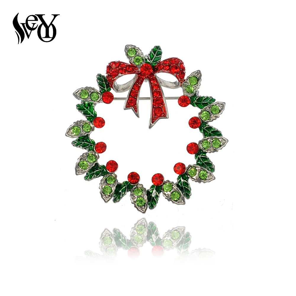

VEYO Christmas Wreath New Year Gift Round Brooch Pins Full of Rhinestone Delicate Pins for Women Fashion Jewelry Wholesale