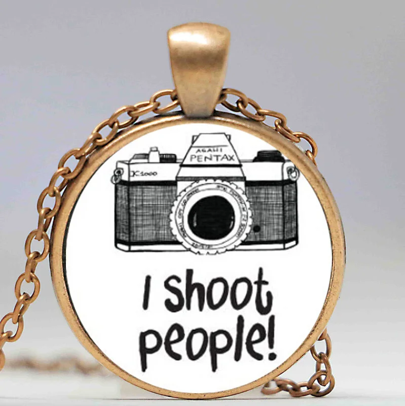 Бесплатная доставка Я стрелять в людей Камера фотографии черно белое колье