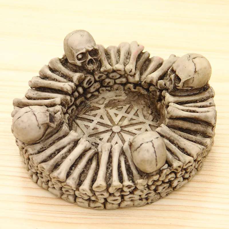

Resin Skull Ashtray Home Decoration Ash Tray Personality Cigarette Ashtray Ornaments Creative Smoking Accessories for man gift