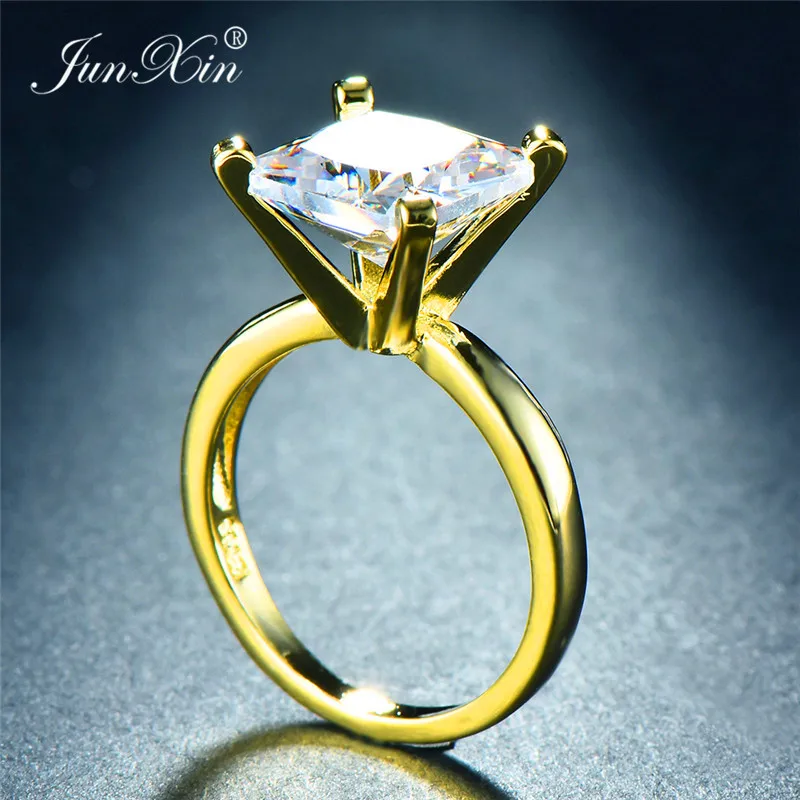 Женское Обручальное кольцо с большим кристаллом белое камнем серебряного цвета