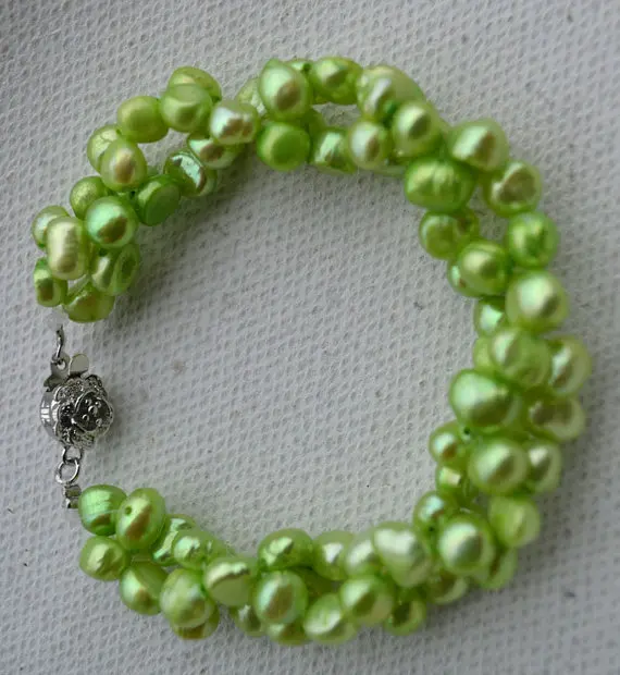 

Perfect Women's Pearl Jewelry, Green 100% Real Freshwater Pearl Bracelet,8 Inches AA 6-7mm Baroque Beads Fashion Lady's Jewelry