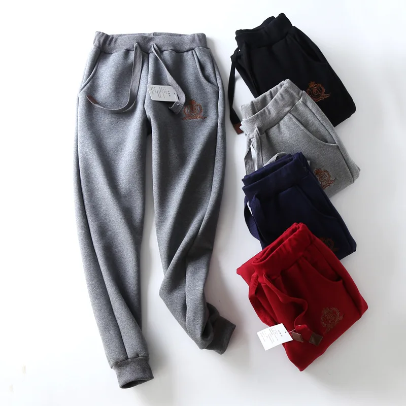 Женские утепленные кашемировые брюки свободные однотонные бархатные шаровары с