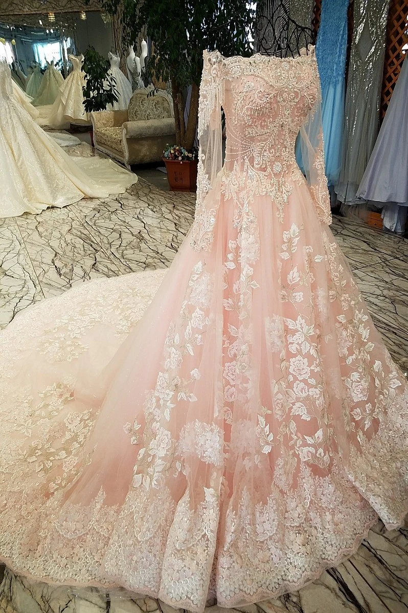 

AOLANES 2018 Lace Beads Crystals Tulle Boat Neck Long Sleeves Pink Bride Dresses 3d Flowers Vintage Wedding Dresses