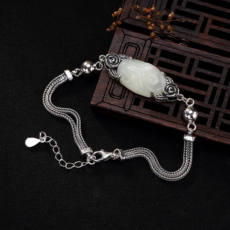 

2018 New silver S925 pure silver natural Hetian jade white jade mosaic Rose Rose classic lady silver bracelet wholesale