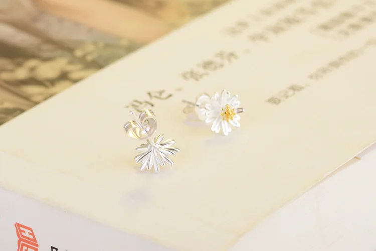 Женские серьги-гвоздики из серебра 2019 пробы с фианитами | Украшения и аксессуары