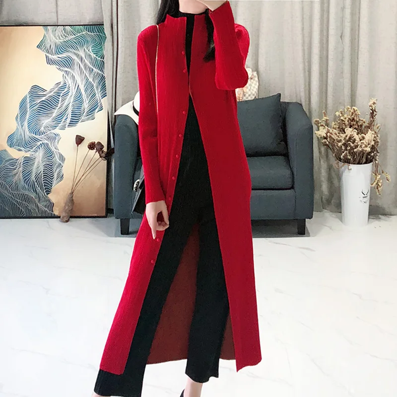 

Spring New Miyake Fold Fashion Single-row Button Double-layer Thickened Double-sided Long Windswear