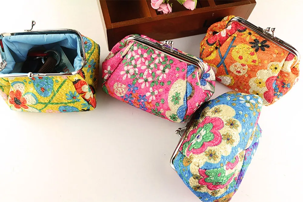 

Embroidered Fabric Coin Purse Women Lady Retro Vintage Flower Small Wallet Hasp Purse Clutch Bag