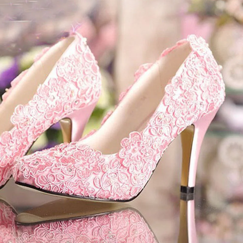 Романтические популярные официальные туфли розовые кружевные свадебные Стразы
