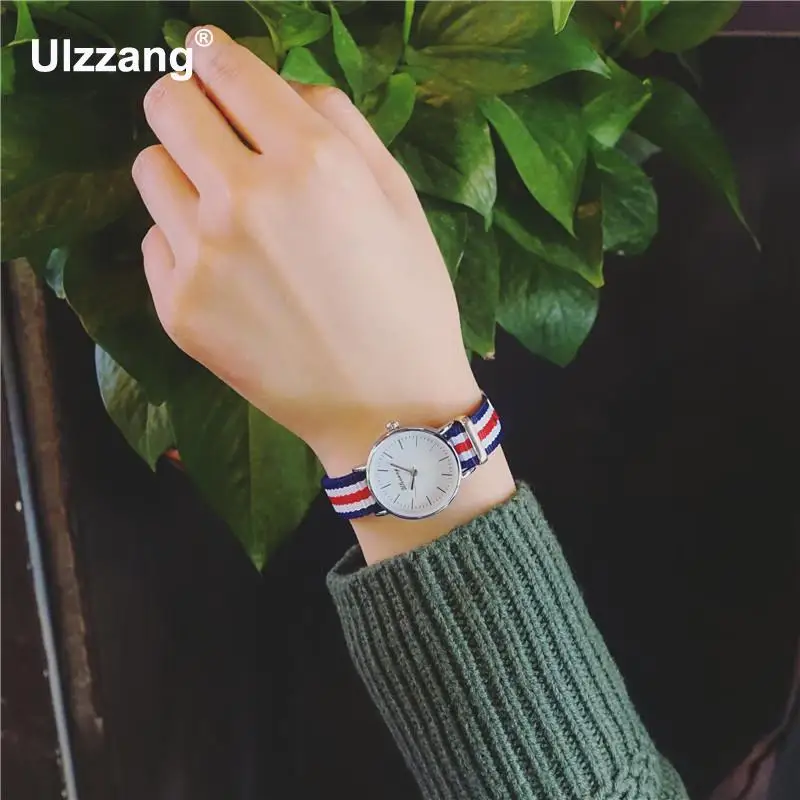 Спортивные кварцевые наручные часы с тонким циферблатом 1 шт. серебристые