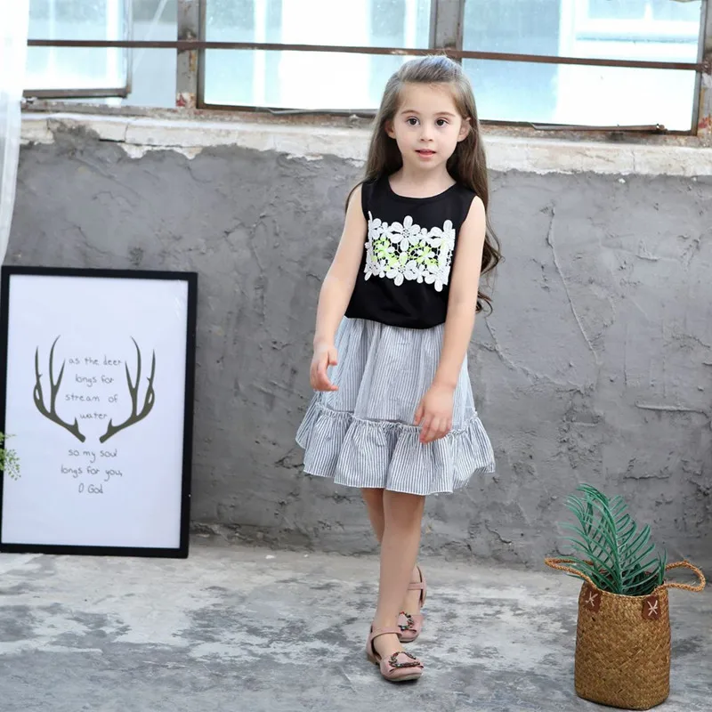 Летние комплекты для маленьких девочек 2019 одежды Модный стильный топ без рукавов