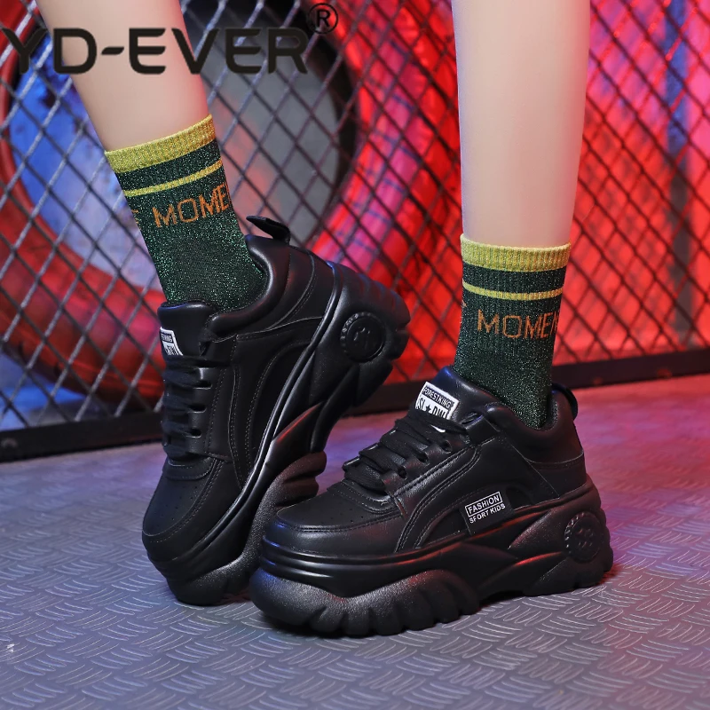 Женские кожаные кроссовки на танкетке черные или Белые Повседневные массивной