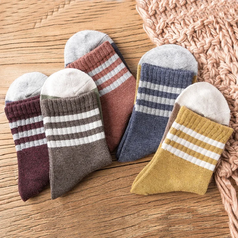 

5 Pair 2019 Winter NEW Japanese cute socks harajuku fashion stripes Cotton warm socks high Stitching color women's socks long