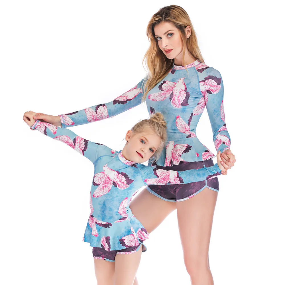 Купальный костюм Momm and Me купальный для мамы и дочки одинаковый семьи с цветочным