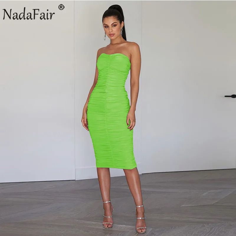 Nadafair Ruched без бретелек с открытыми плечами сексуальное платье для женщин открытая спина Bodycon Лето миди