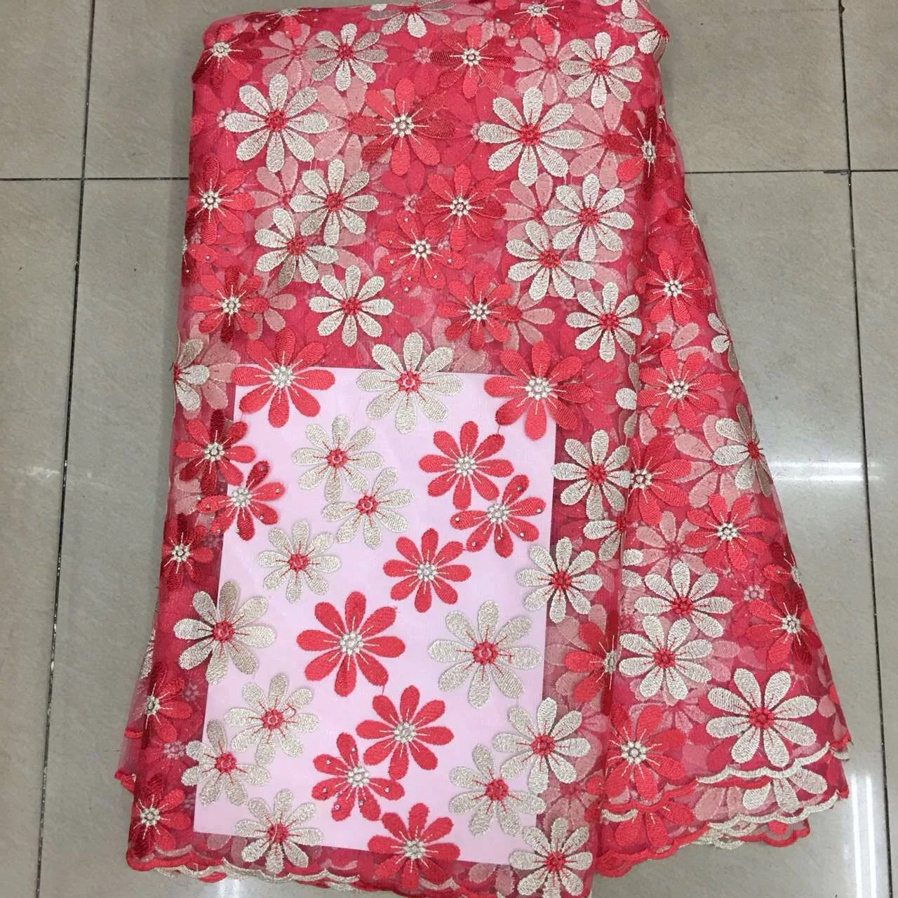 Биколор 5Y Цена Завода Французский Шантильи Кружева Нигерия Кружевной Ткани с