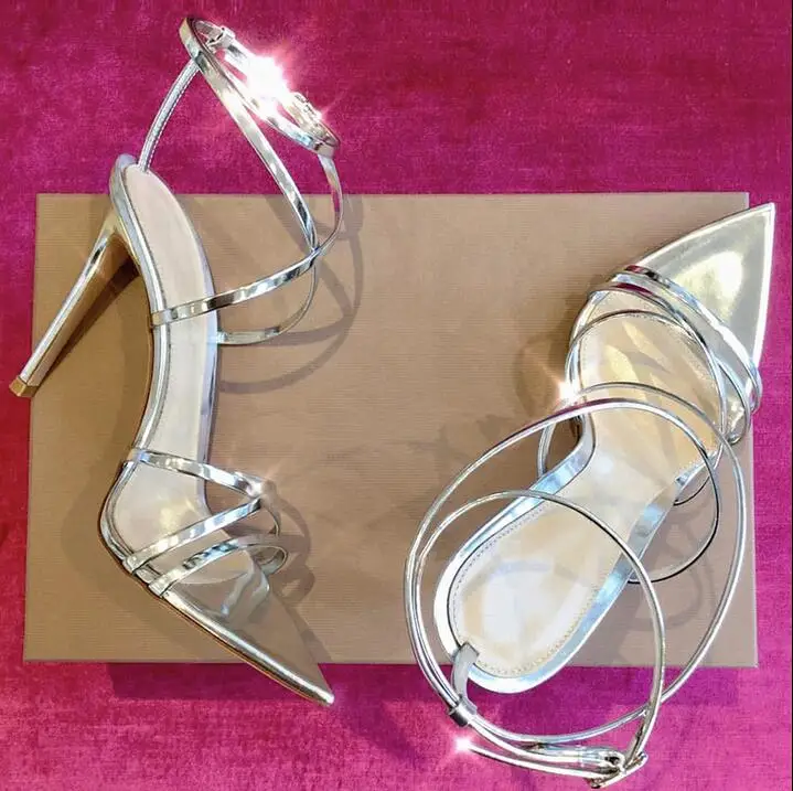 Сандалии женские из лакированной кожи босоножки на ремешках заостренный носок