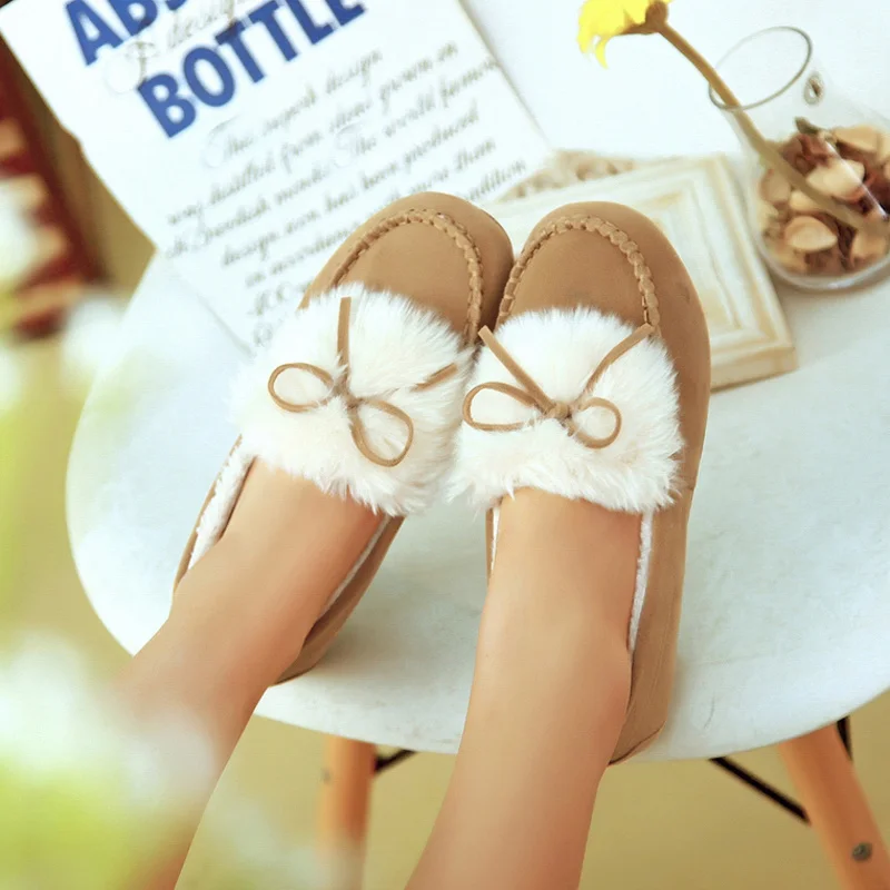 Зимние женские теплые уличные туфли на плоской подошве с теплым мехом популярные