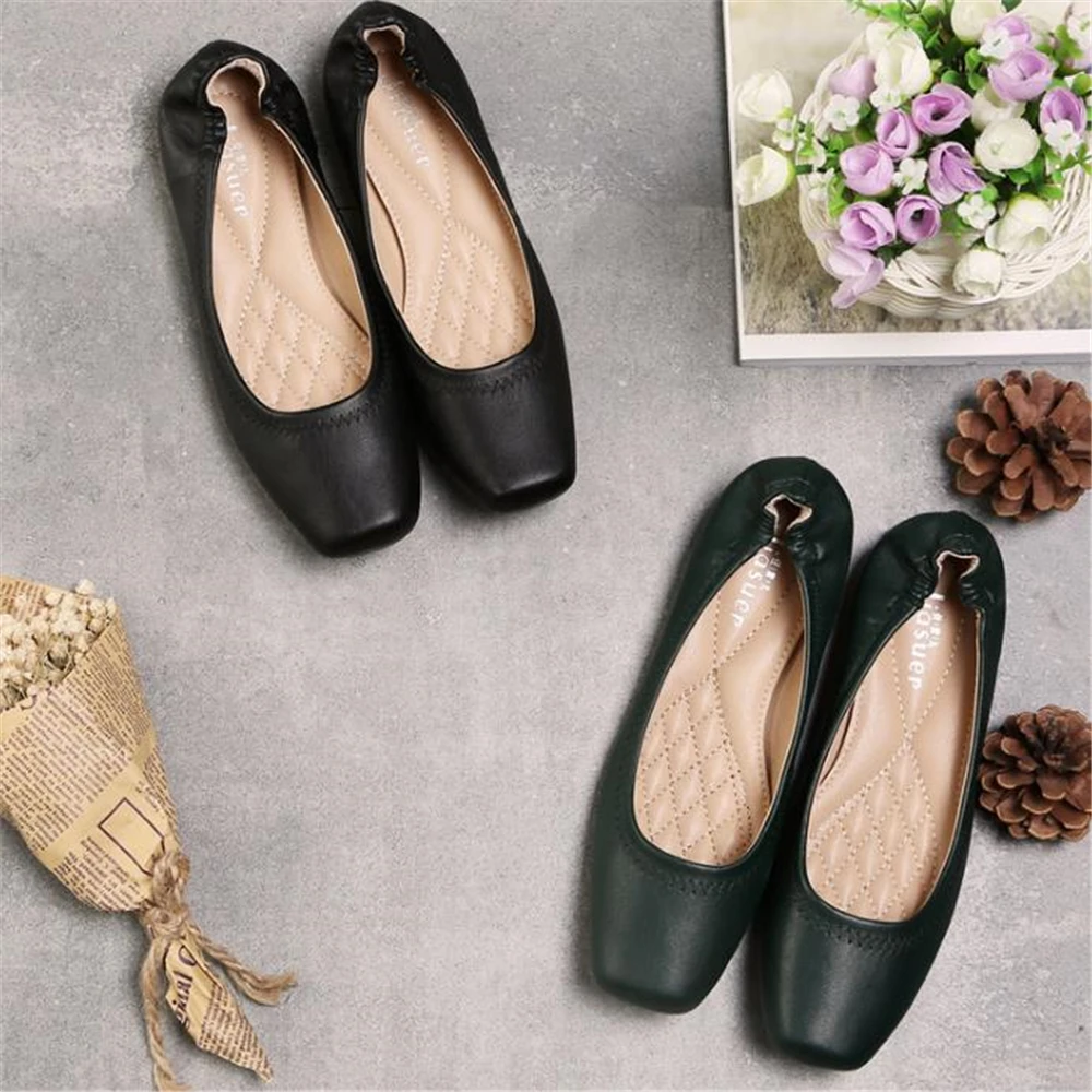 

European American women's shoes 2018 single shoes spring new fashion square head simple grandma shoes big size flat shoes tide
