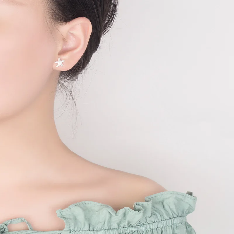 

FENGLI Silver Color Star Trendy Cute Stud Earrings for Girls Charm Lady Jewelry for Women Small Kitty Female Accessories
