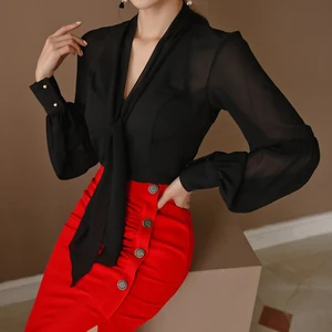 Женская шифоновая блузка с бантом, V-образным вырезом и рукавами-фонариками, модные рубашки, новинка 2019, летние топы