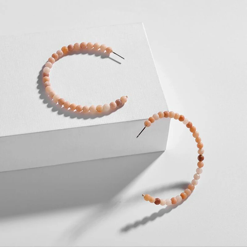 Серьги-гвоздики женские Amaiyllis с каменными бусинами