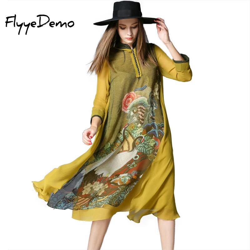 Женское шелковое платье длинное однотонное классическое с принтом журавлей