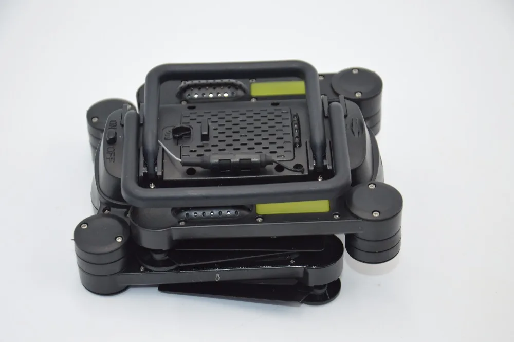 Оригинальный квадрокоптер с Wi-Fi FPV камерой 0,41 Мп, складной, с удержанием высоты и без головы X8TW.