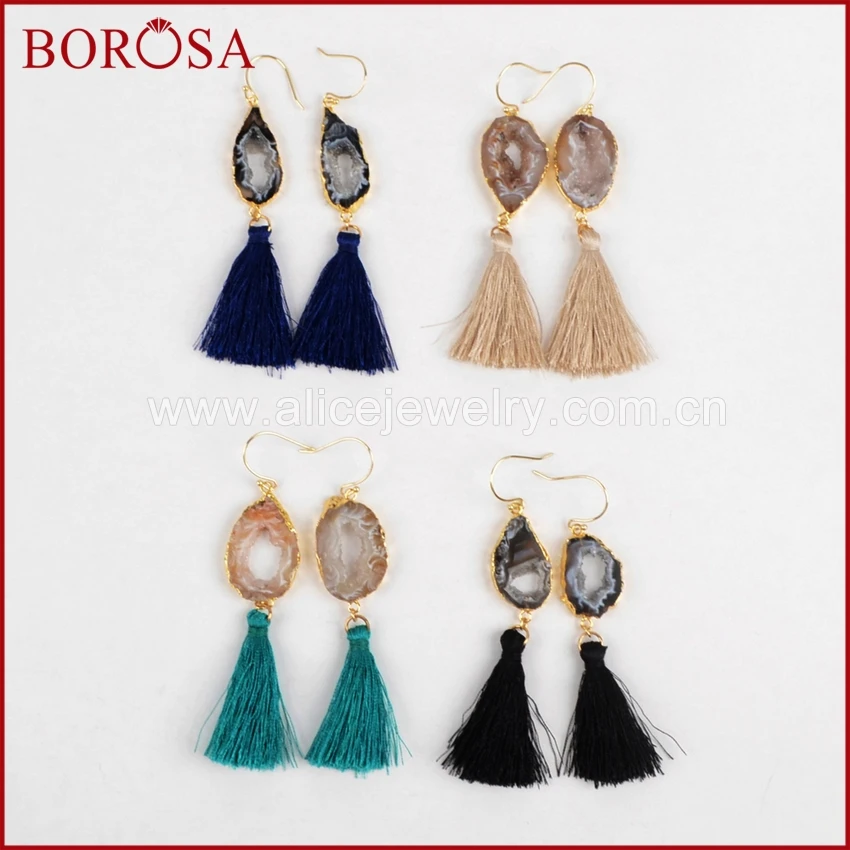 Серьги с кисточками BOROSA золотистого цвета натуральным кусочком радуги