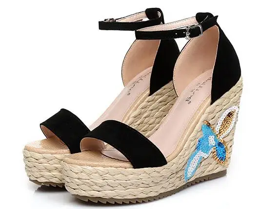 Women Sequins Patch 10.5 Cm High Heel Fashion Sandals Тематическая одежда и униформа