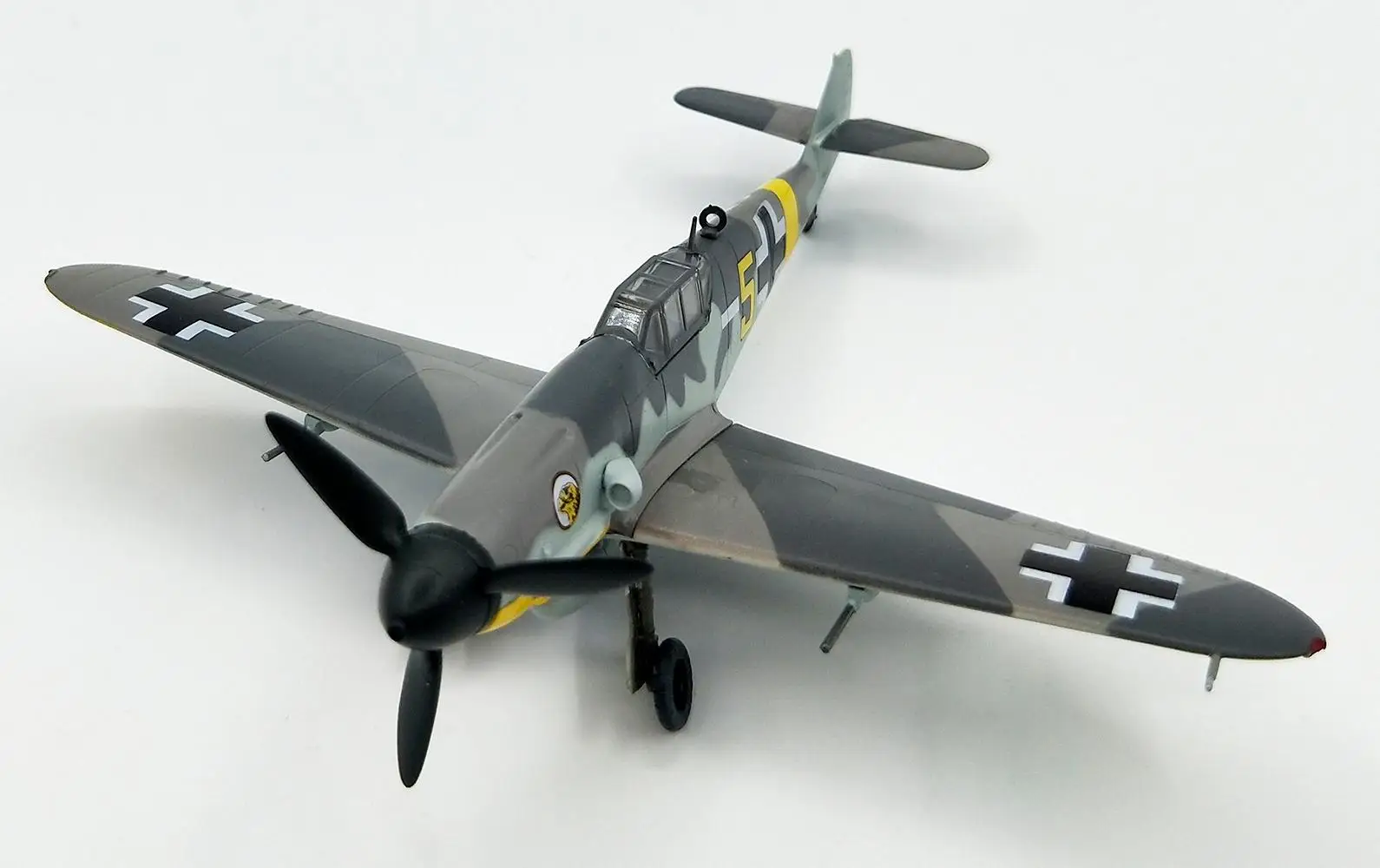 Немецкая модель BF109G 2 VI./JG51 1942 1/72 самолетов| |
