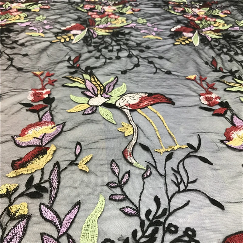 1 ярд Высокое качество Красный коронованный кран вышитые кружева ткань цветок