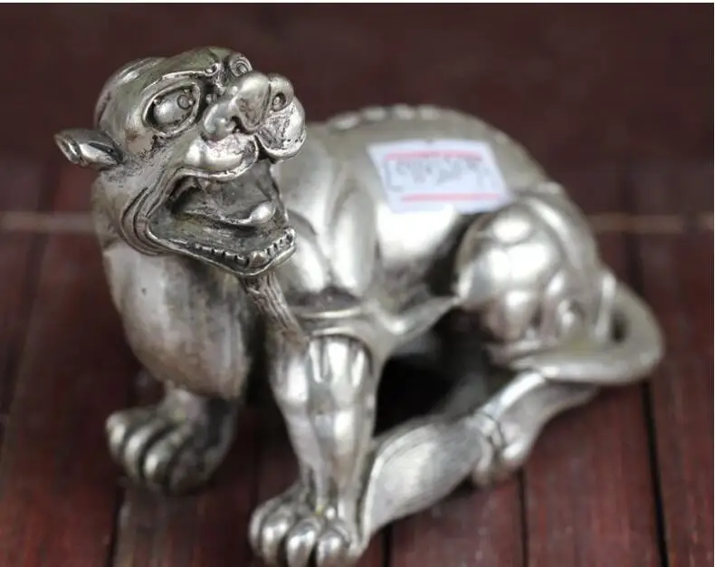

New exquisite handicraft ornaments antique sculpture antique bronze ornament tiger