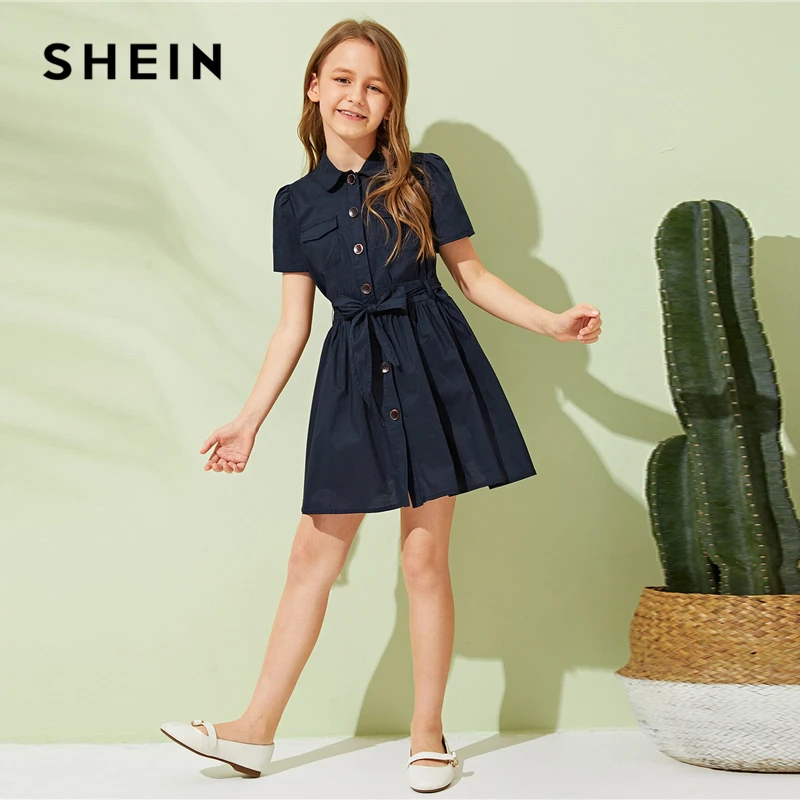 SHEIN Kiddie/платье-рубашка с одной пуговицей спереди и поясом для девочек; коллекция года; летнее короткое платье с короткими рукавами и двумя карманами для детей