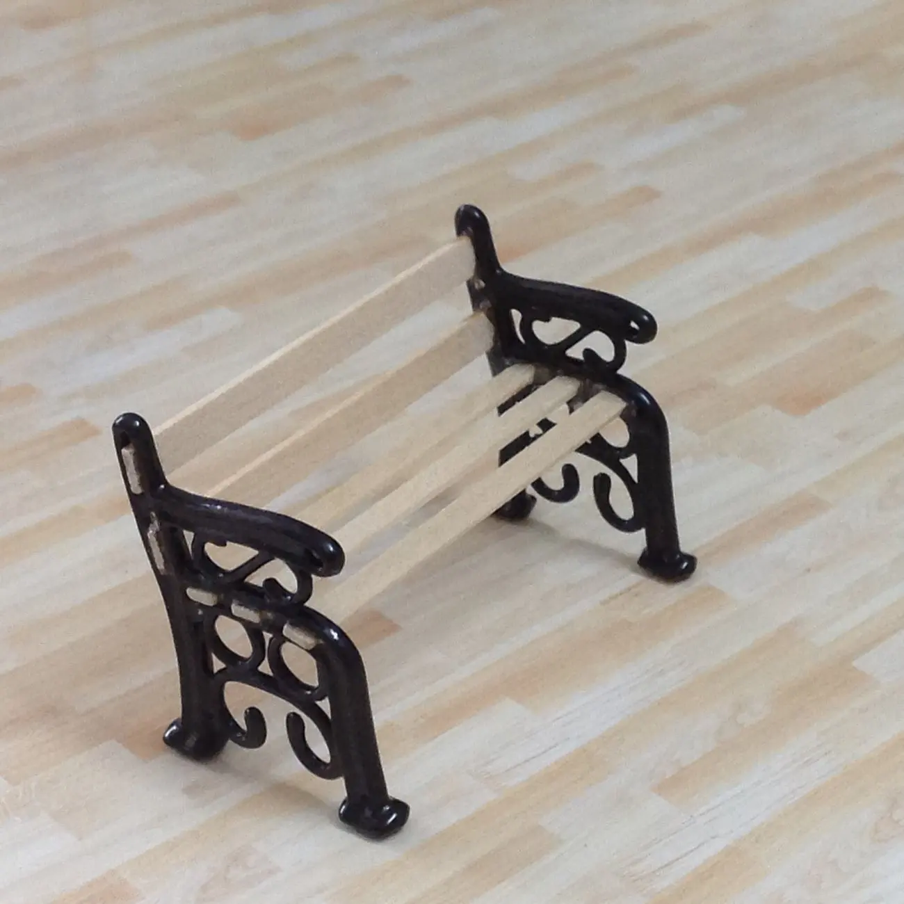 

5 pack 1/24 Dollhouse Miniature Garden Patio Furniture Park Bench