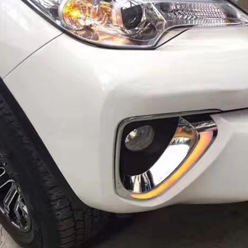 

SUNKIA DRL Car Styling Daytime Running Light Auto Accessories with Amber Turn Signal Function For For Toyota Fortuner 2015 2016