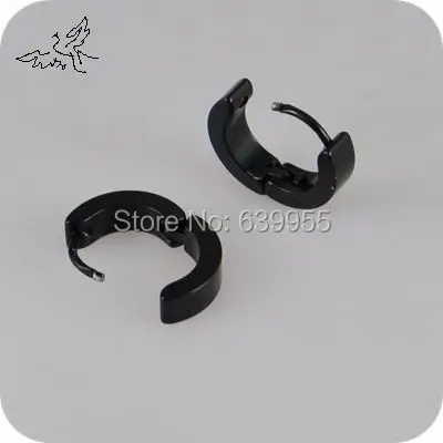 

Black Plated Stainless Steel Stud Earrings Men Women Fashion Jewelry