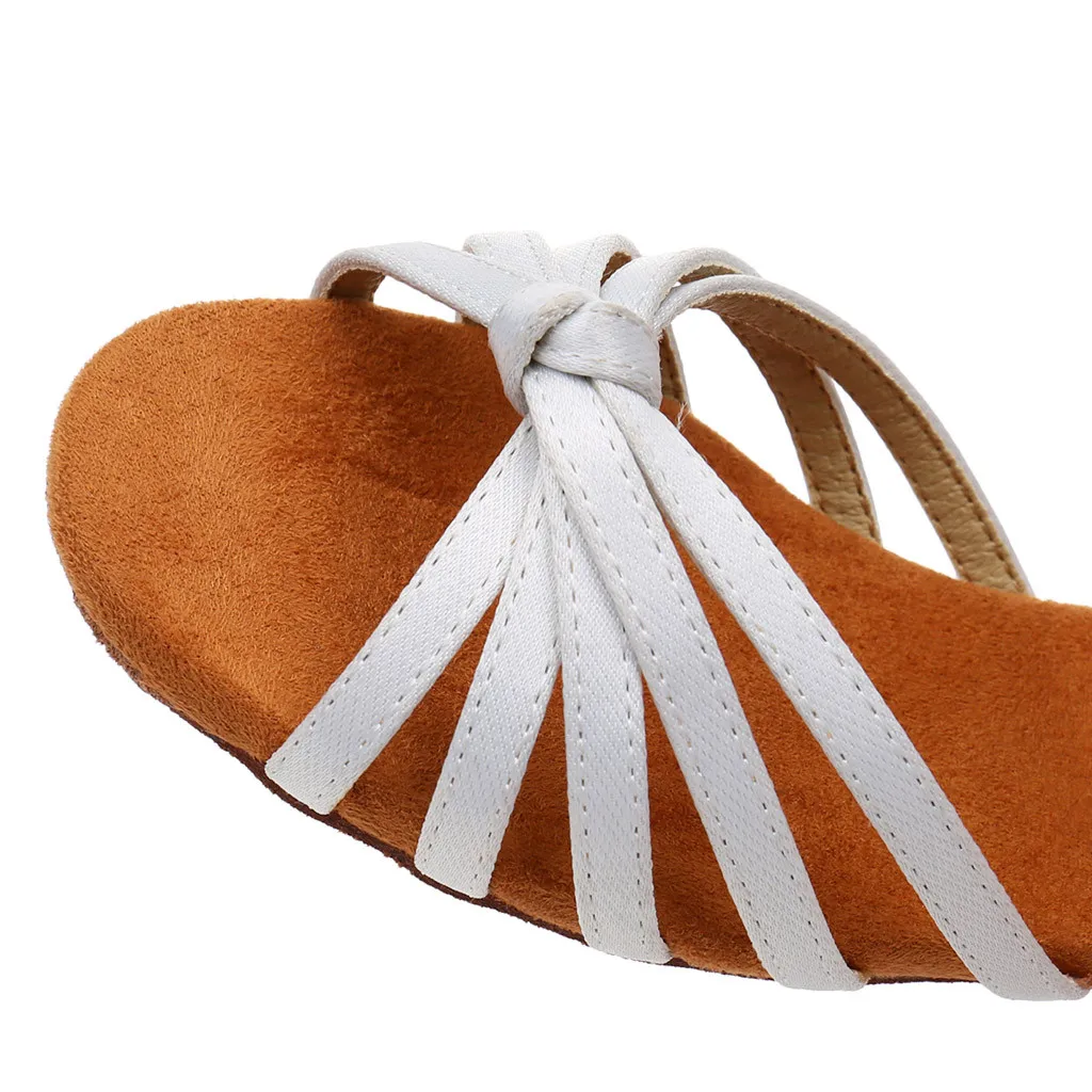 Absatzschuhe kinder для маленьких девочек; обувь принцессы для танцев, бальных танцев, танго, латинских танцев; сандалии для танцев; sandalia infantil