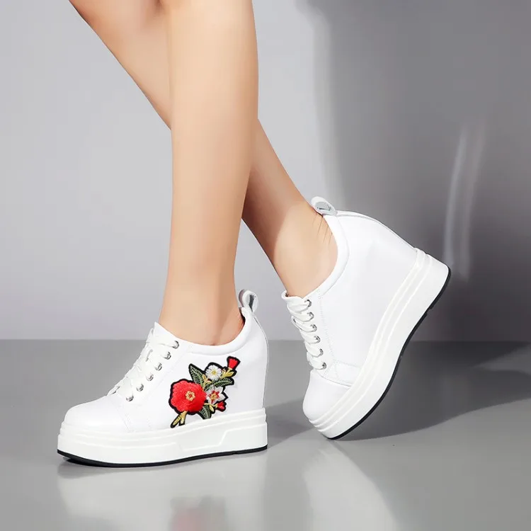 Кроссовки женские из натуральной кожи на танкетке повседневная обувь высоком