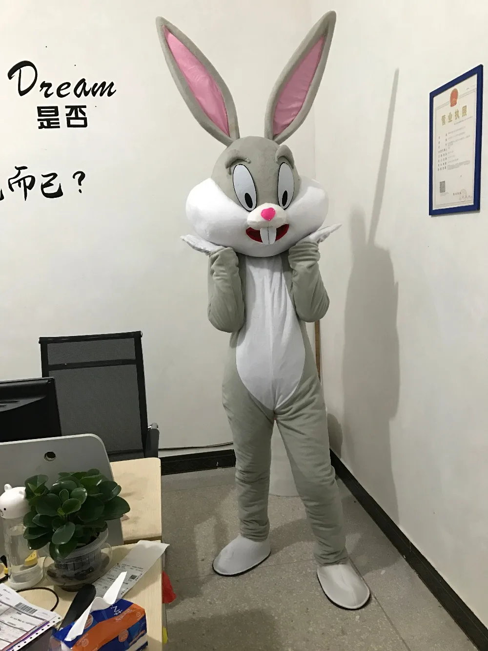 

Sell Like Hot Professional Easter Bunny Mascot Costumes Rabbit and Bugs Bunny Adult Halloween Christmas Birthday Party
