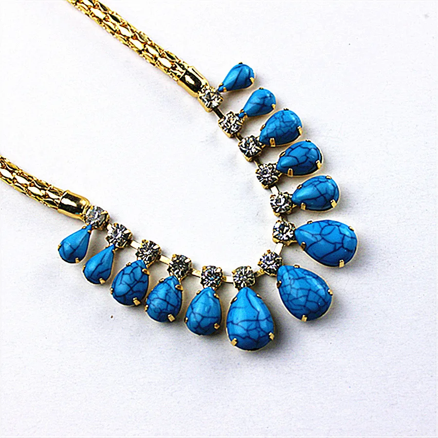 Синее великолепное благородное популярное романтичное ожерелье в форме капли