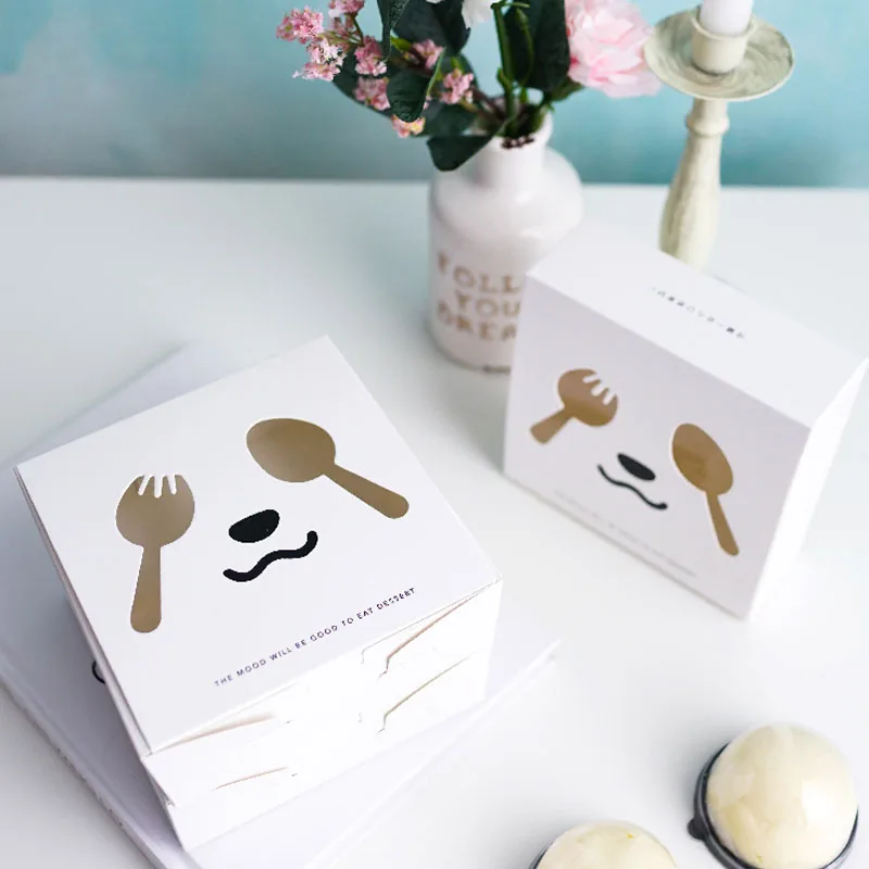 Милый медведь Подарочная коробка нож и вилка открытое окно конфеты шоколад