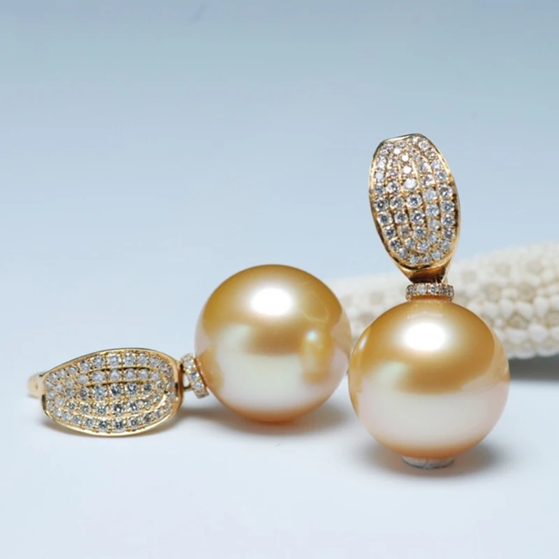 Женские серьги-гвоздики с натуральным жемчугом