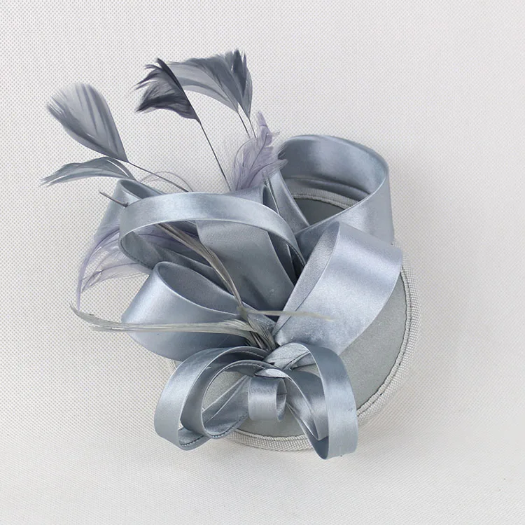 Женский аксессуар для волос атласная шляпа с перьями |