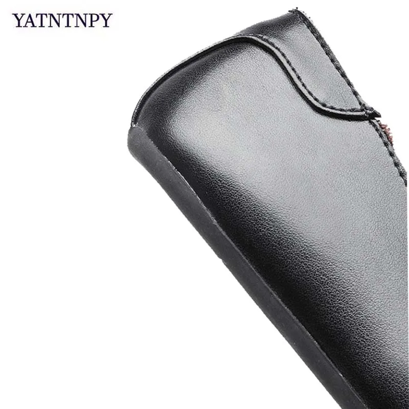 YATNTNPY/Модная Повседневная обувь Мужская из мягкой кожи для вождения удобные