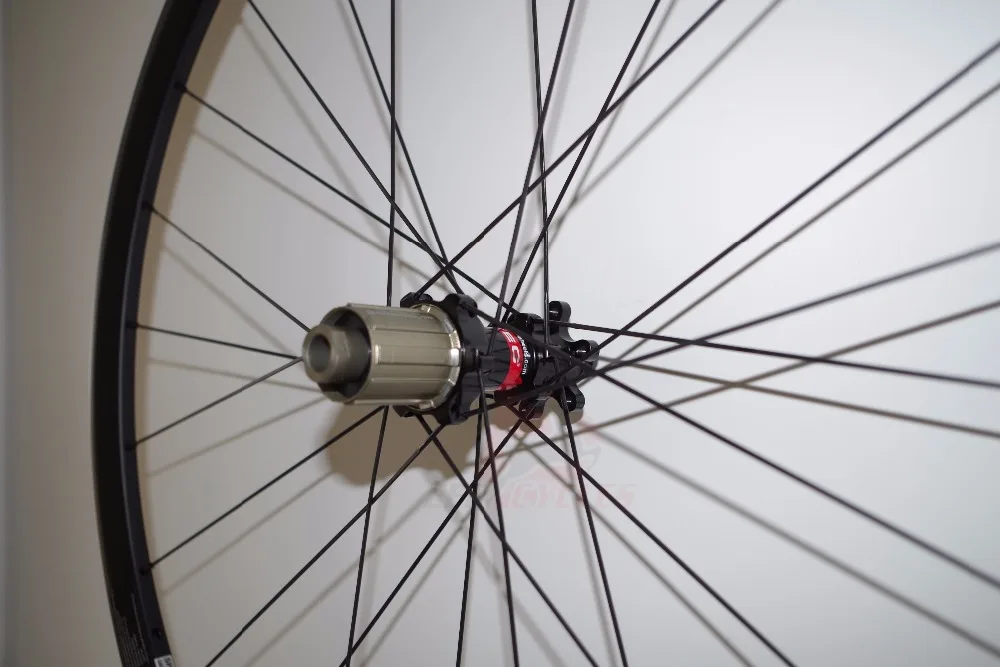 1204 г легкая сквозная ось 24 мм XC гоночные Углеродные горные колеса Clincher